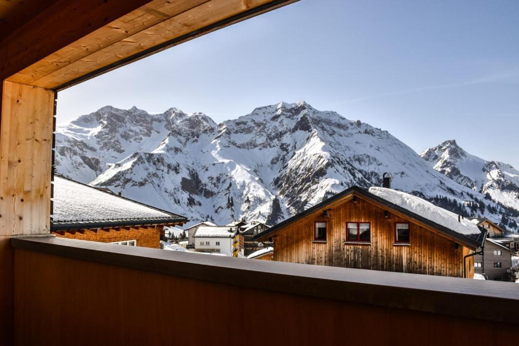 Haus Alpenblick Appartement Schröcken Buitenkant foto