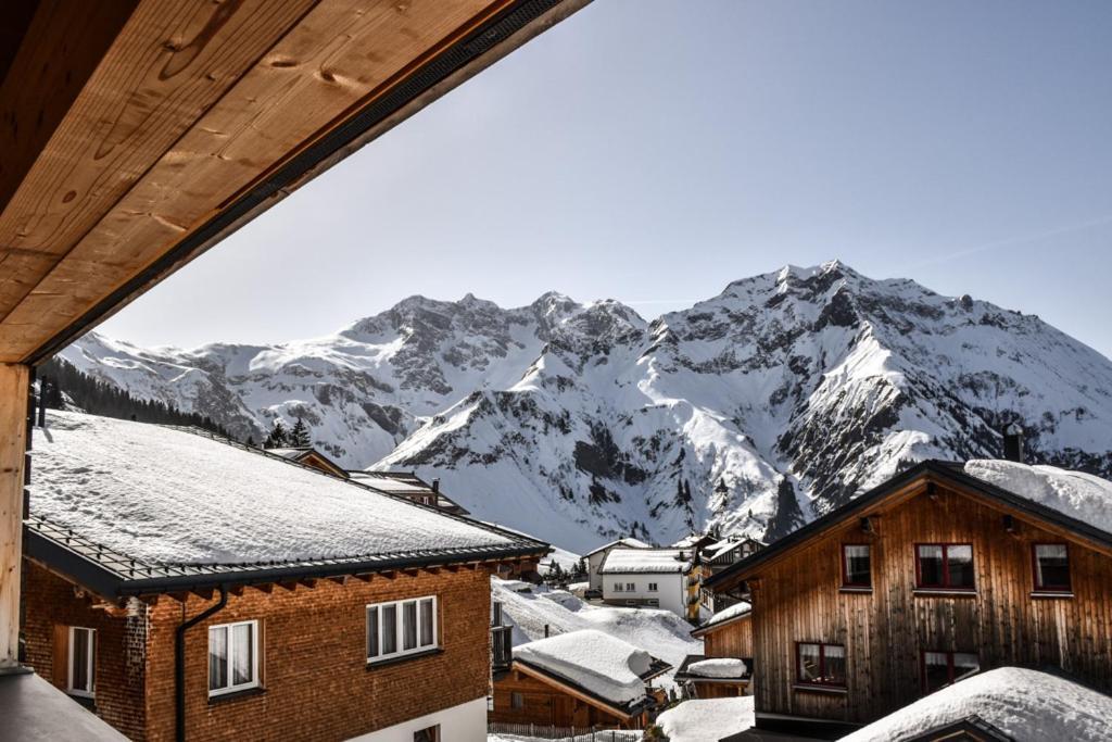 Haus Alpenblick Appartement Schröcken Buitenkant foto