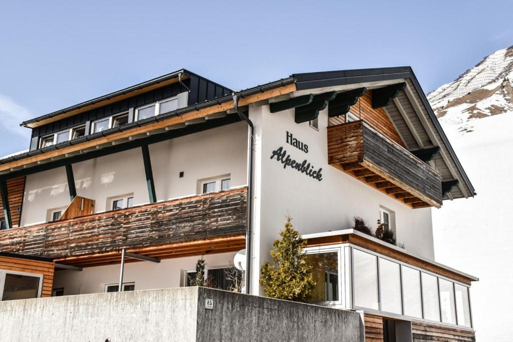 Haus Alpenblick Appartement Schröcken Buitenkant foto