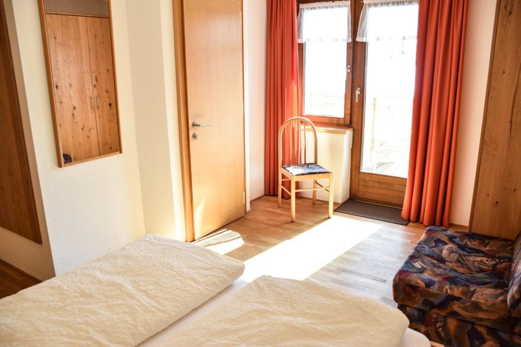 Haus Alpenblick Appartement Schröcken Buitenkant foto
