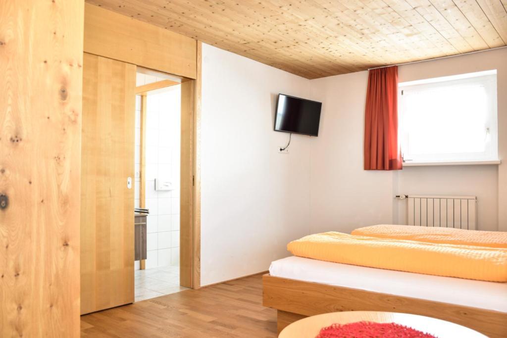 Haus Alpenblick Appartement Schröcken Buitenkant foto