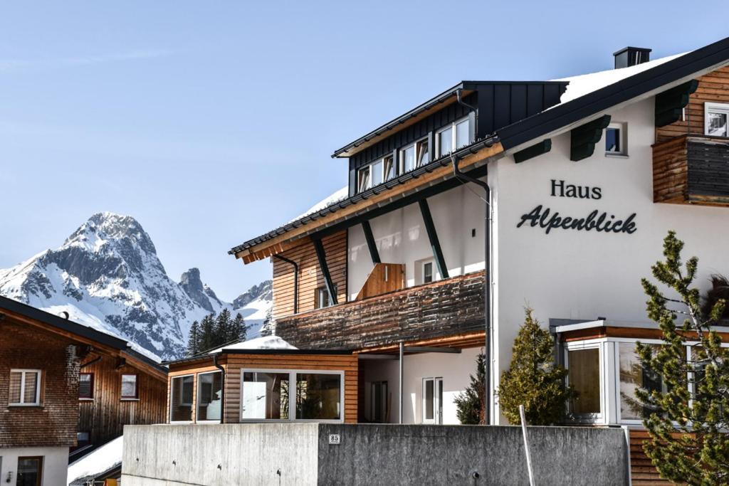 Haus Alpenblick Appartement Schröcken Buitenkant foto
