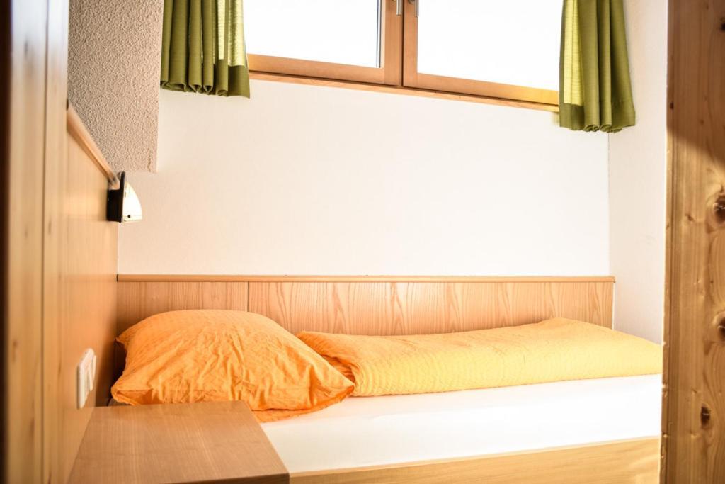 Haus Alpenblick Appartement Schröcken Buitenkant foto