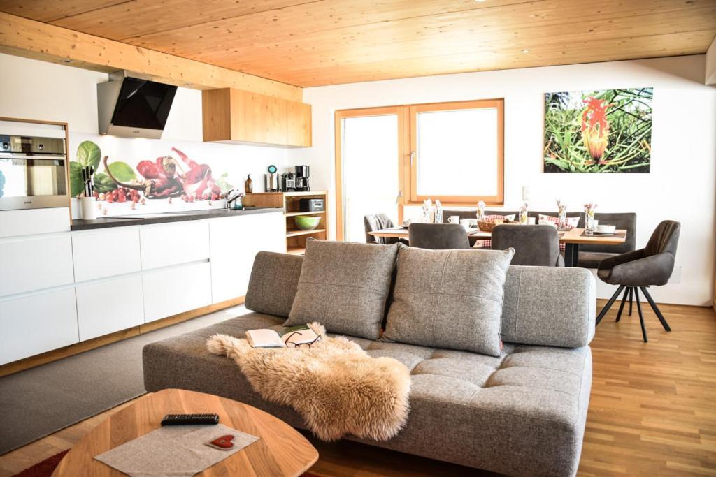 Haus Alpenblick Appartement Schröcken Buitenkant foto
